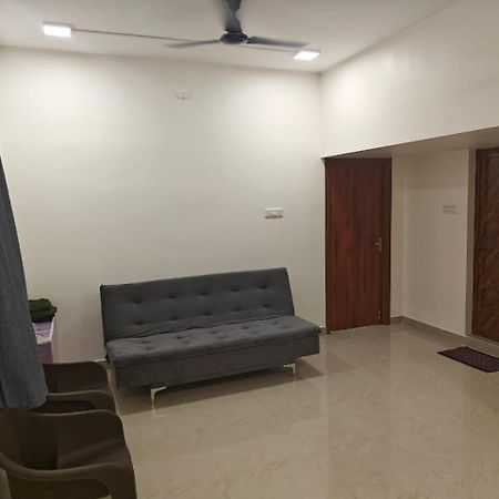 Thirunallar Heaven Homes Tirunallar Exterior foto