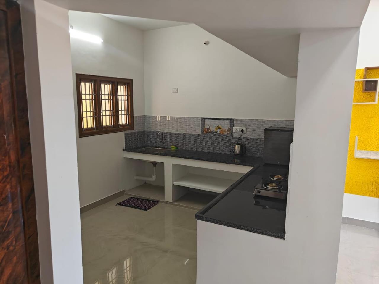 Thirunallar Heaven Homes Tirunallar Exterior foto