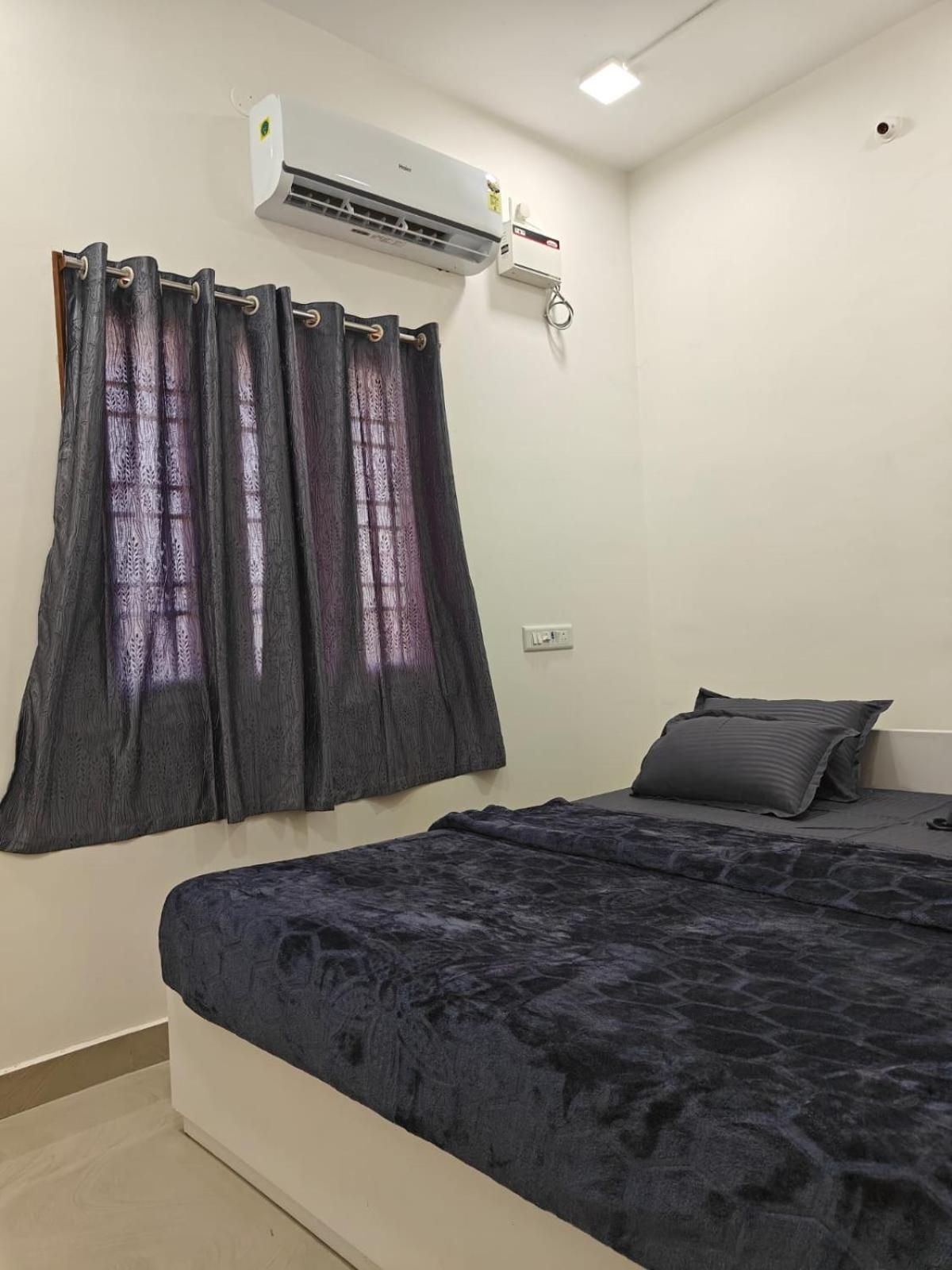 Thirunallar Heaven Homes Tirunallar Exterior foto
